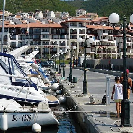 Daire Vega Village