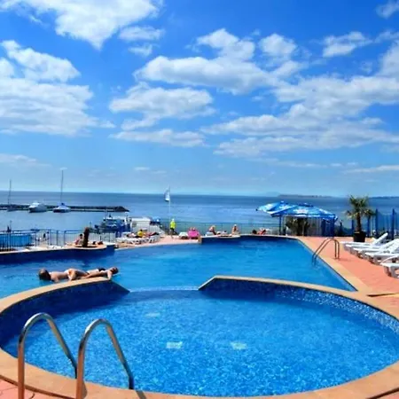 Daire Vega Village